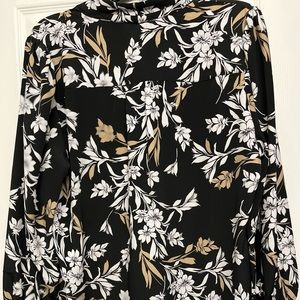 NWOT Allison Daley Black Floral Polyester Blouse - Large